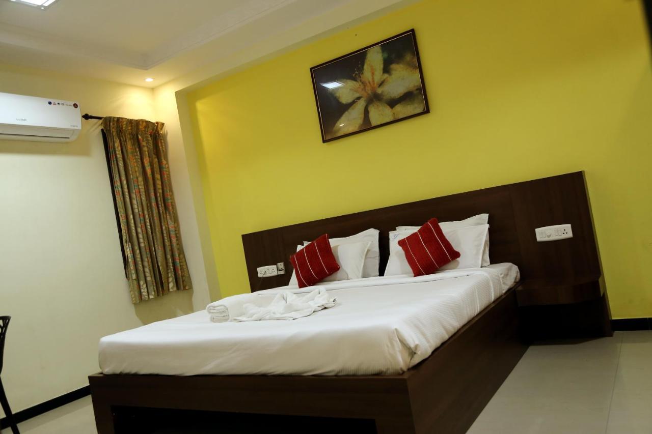 Landmaark Hotels Tiruppur Ngoại thất bức ảnh