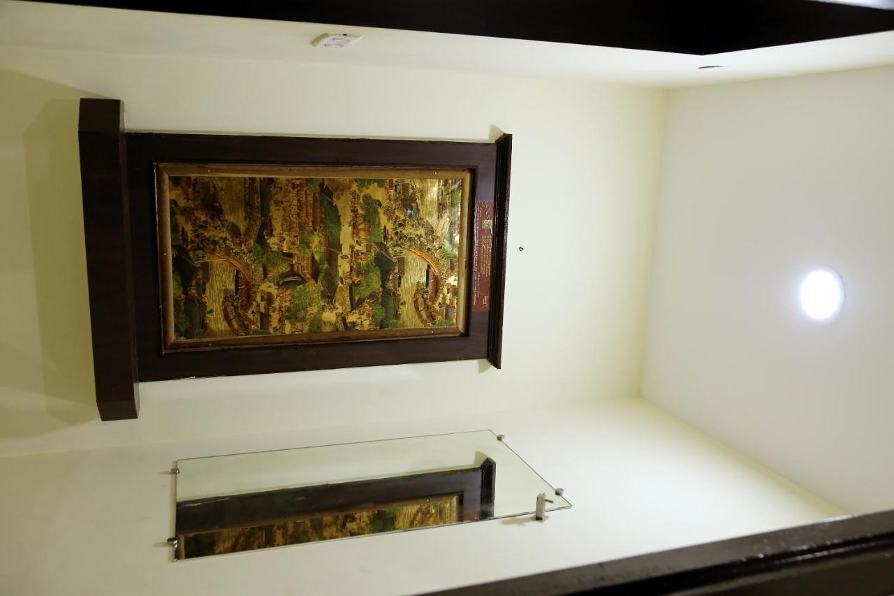 Landmaark Hotels Tiruppur Ngoại thất bức ảnh