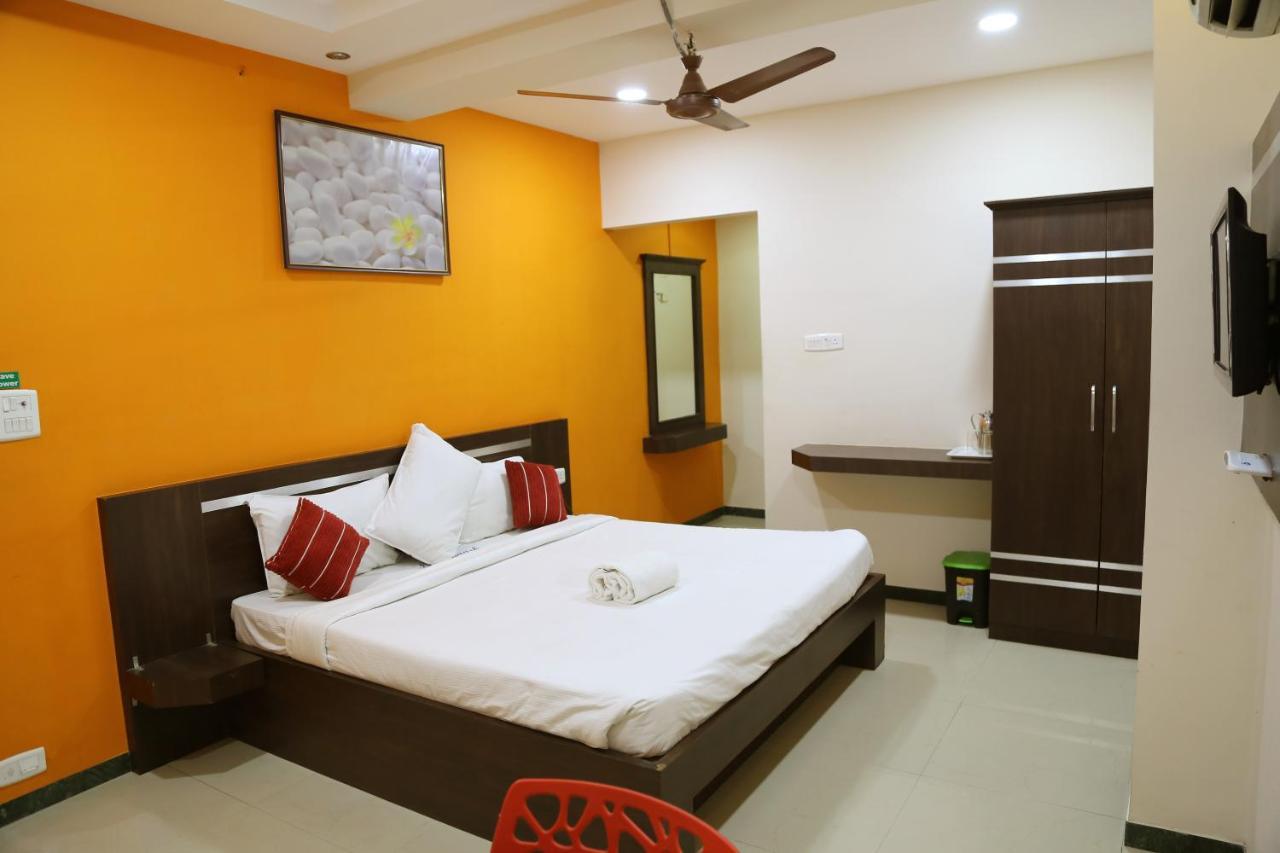 Landmaark Hotels Tiruppur Ngoại thất bức ảnh