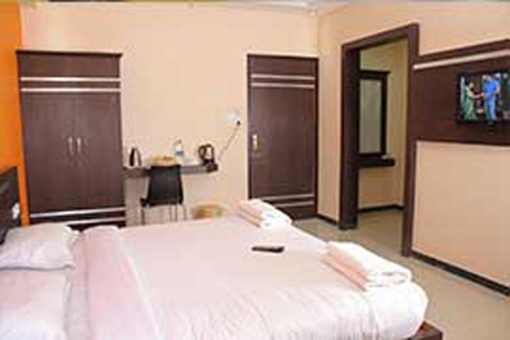 Landmaark Hotels Tiruppur Ngoại thất bức ảnh